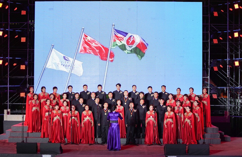 內(nèi)蒙古教育系統(tǒng)24支合唱團(tuán)齊聲歌唱禮贊百年