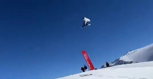 圖片來源：新體育網(wǎng)視頻截圖。