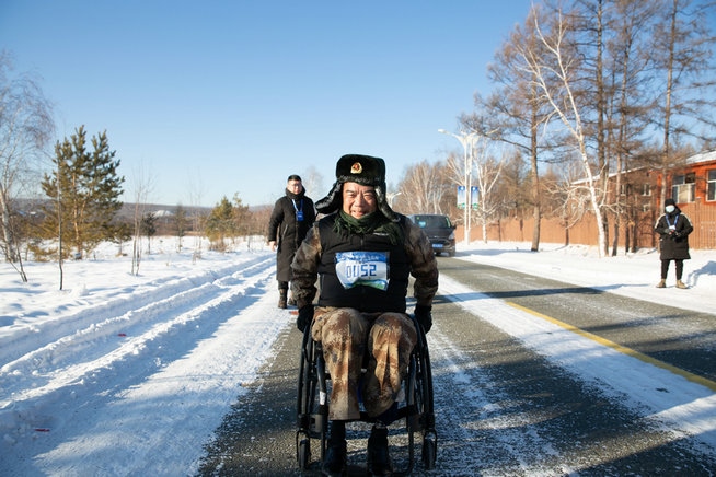 中共黨員、一等功榮立者王曙光不畏嚴(yán)寒，挑戰(zhàn)自我（王鵬）.jpg