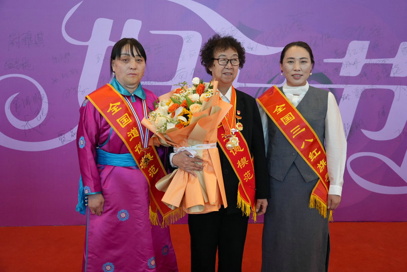 上演3.jpg