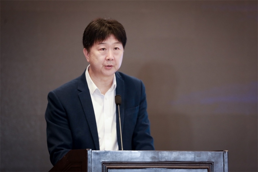 中國民主法制出版社黨委書記、社長、總編輯 劉海濤