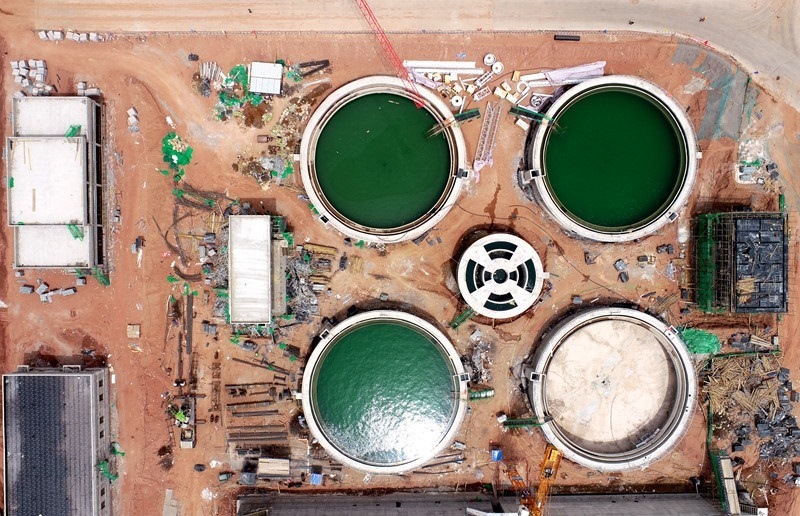 污水處理廠及水資源再生利用項(xiàng)目沉淀池。受訪者供圖