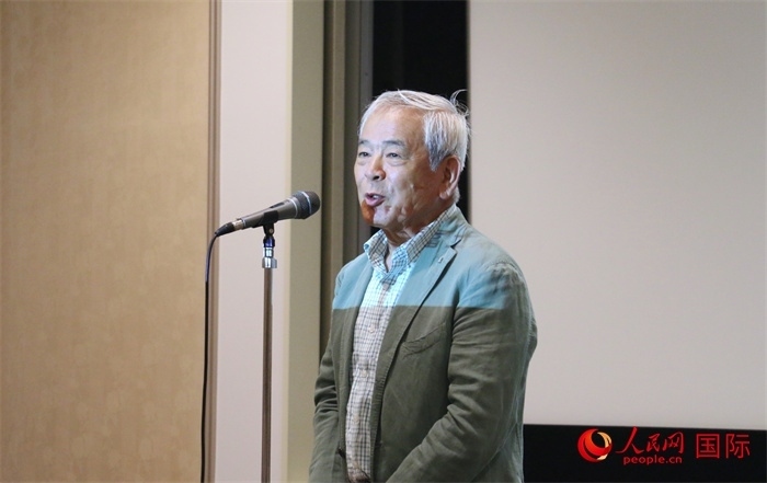 展覽名譽(yù)顧問(wèn)、日本前文化廳長(zhǎng)官青柳正規(guī)致辭。（人民網(wǎng) 許可攝）