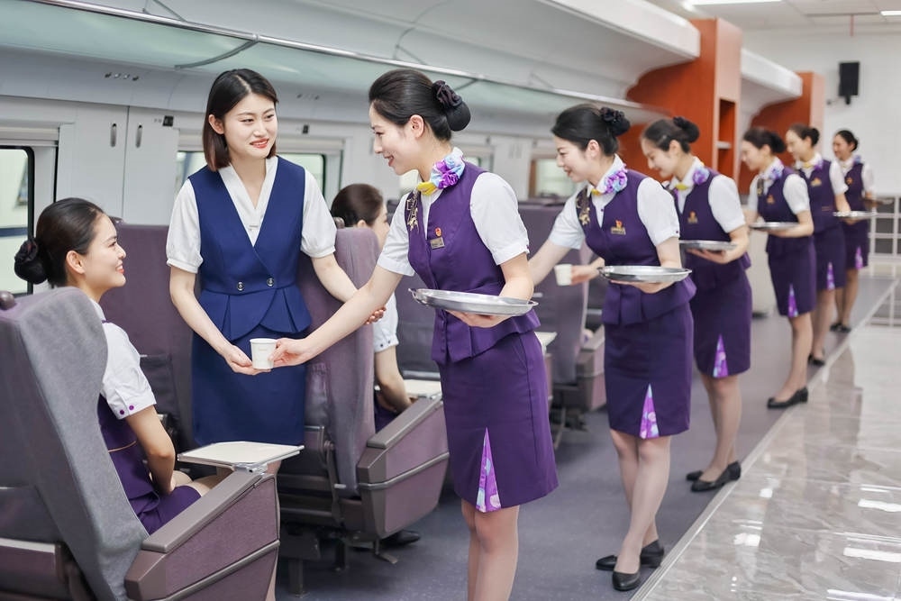 形象儀態(tài)塑造。