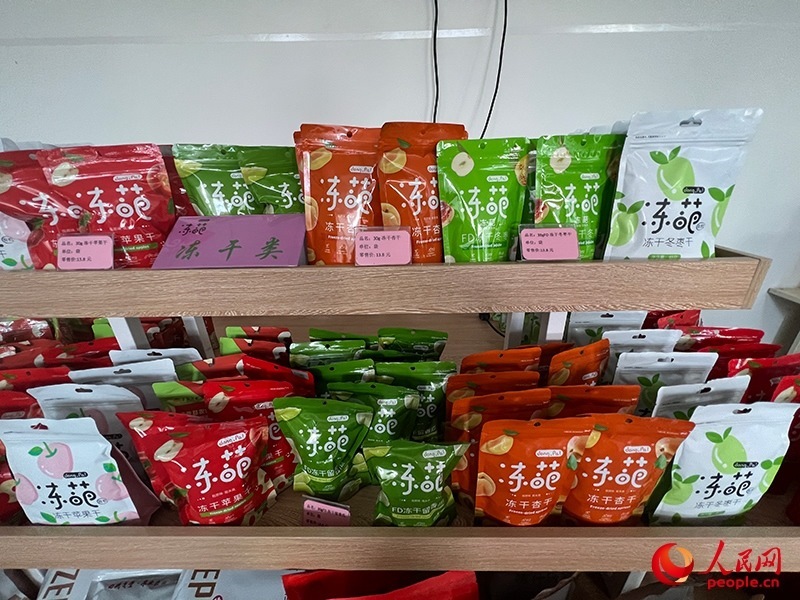 各種凍干食品。人民網(wǎng)記者 常雪梅攝