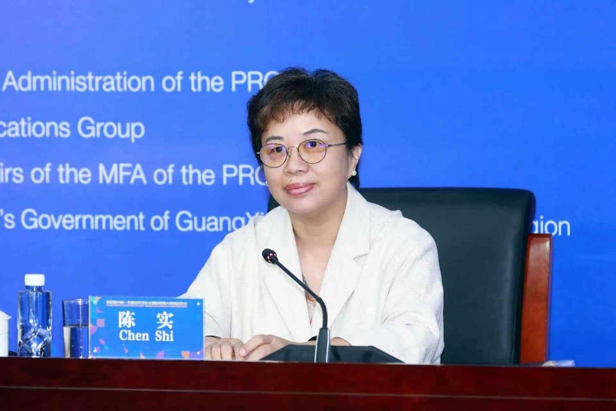 陳實主持嘉賓致辭環(huán)節(jié)。中國駐東盟使團供圖