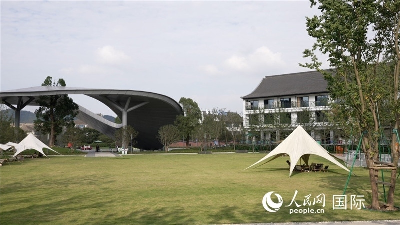 安吉露營地。人民網(wǎng) 彭昱凱攝