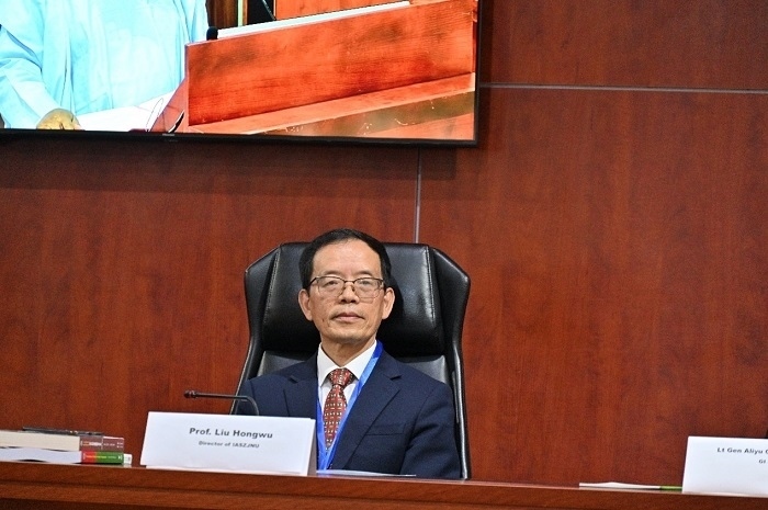 浙江師范大學非洲研究院院長劉鴻武作會議總結。浙江師范大學非洲研究院供圖