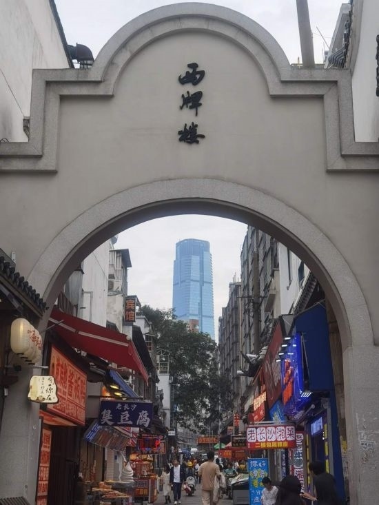 10月25日，太平老街街景。（本報(bào)記者 常雯宜攝）