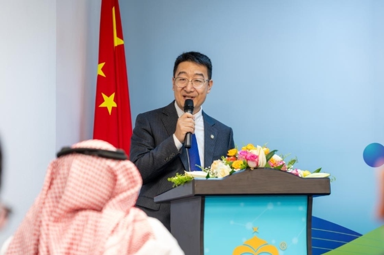 沙特智慧宮語(yǔ)言公司董事長(zhǎng)馬永亮致辭。主辦方供圖