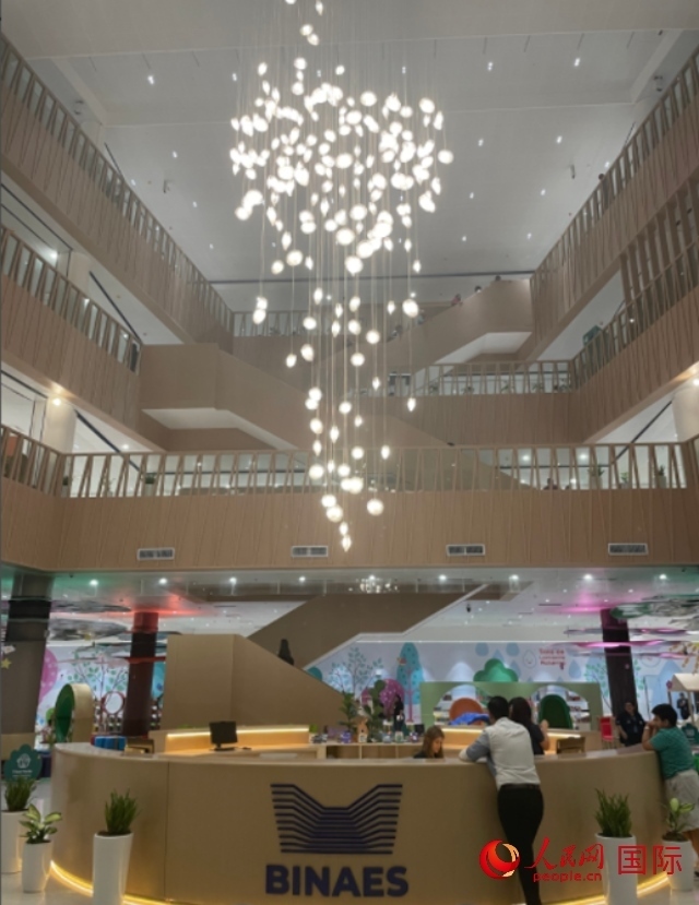 圖為中國援助薩爾瓦多國家圖書館內(nèi)景。 人民網(wǎng)記者 彭敏攝