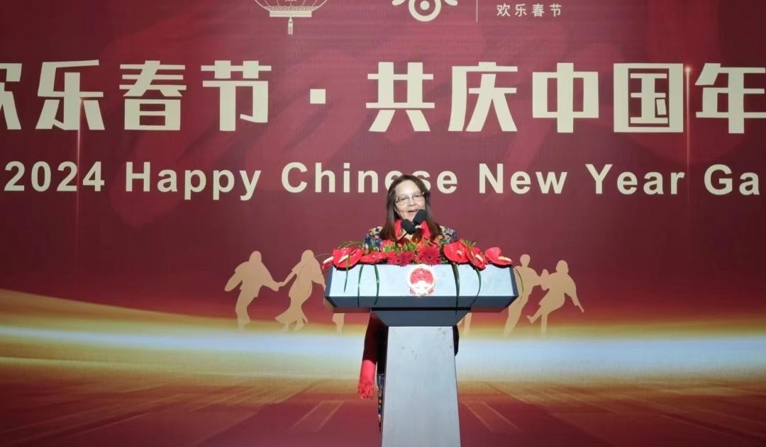 南非旅游部長(zhǎng)德利萊女士致辭。中國(guó)駐南非大使館供圖
