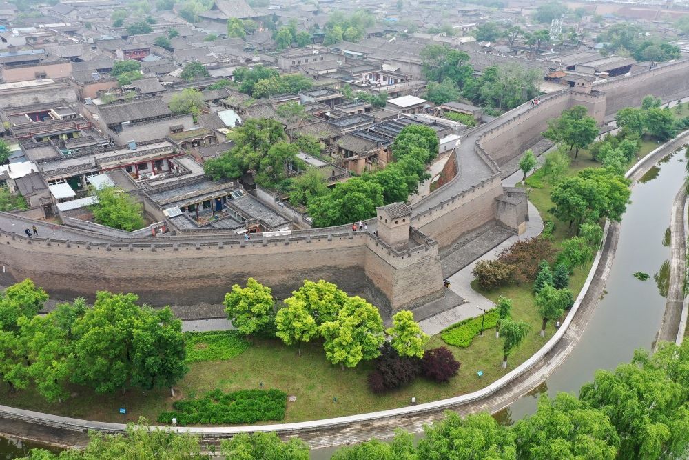 平遙古城一角（2023年5月30日攝，無人機照片）。新華社記者 詹彥 攝