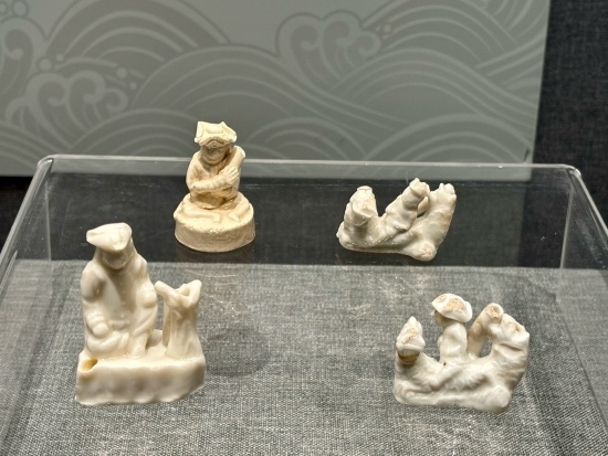 德化縣陶瓷博物館陳列的荷蘭人口哨。人民網(wǎng)記者 金慧慧攝