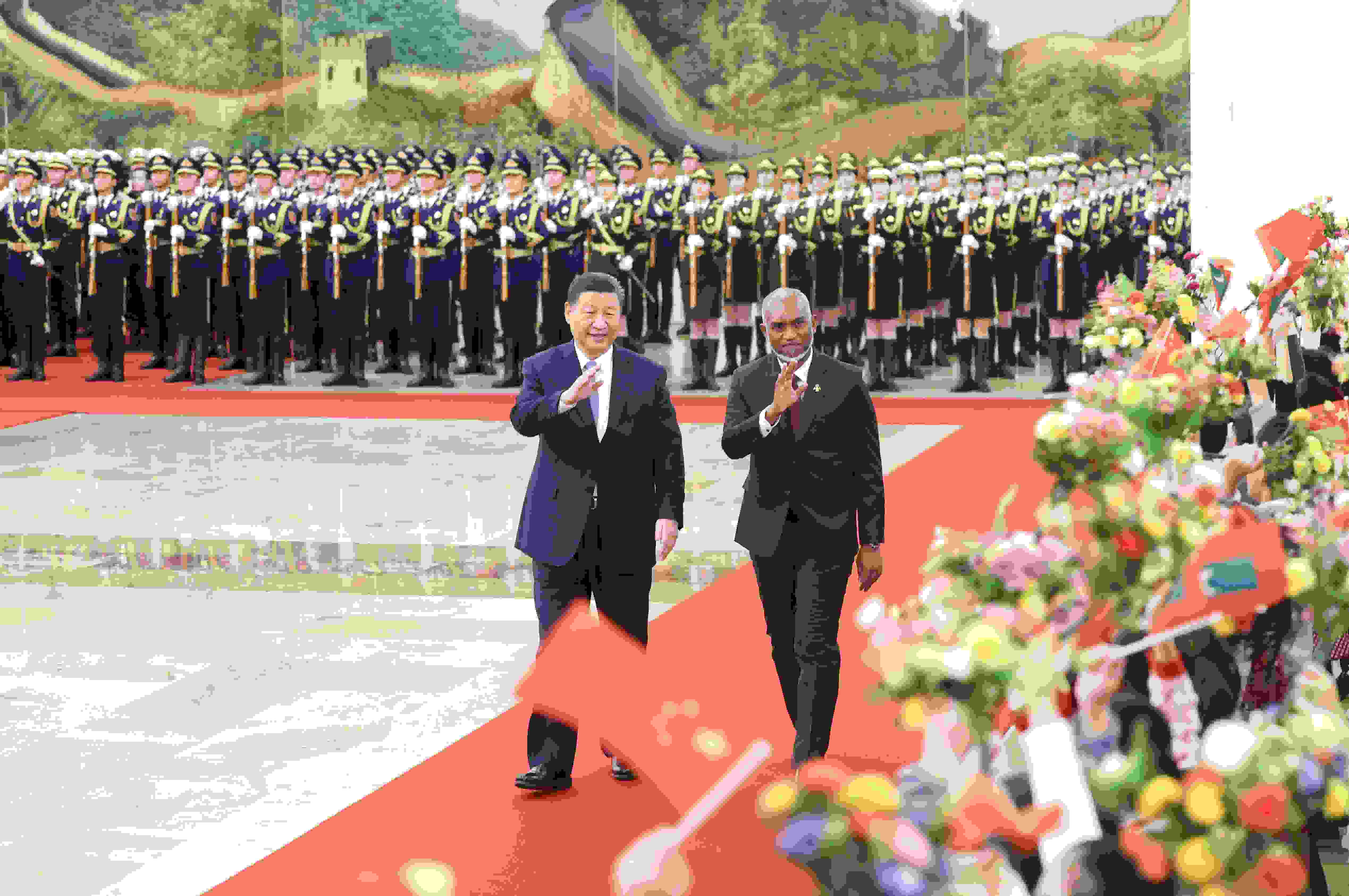 △2024年1月10日下午，國家主席習(xí)近平在北京人民大會堂同來華進(jìn)行國事訪問的馬爾代夫總統(tǒng)穆伊茲舉行會談。會談前，習(xí)近平主席在人民大會堂北大廳為穆伊茲總統(tǒng)舉行歡迎儀式。