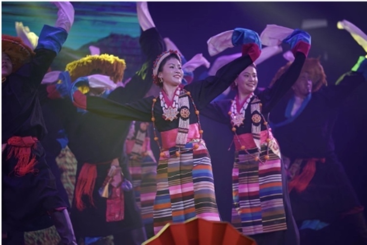 圖為2024“歡樂春節(jié)”中泰互致新春賀辭活動現(xiàn)場。 中國駐泰國大使館文化處供圖