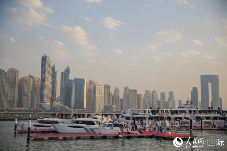 游艇展場(chǎng)景。人民網(wǎng) 塔里克·易卜拉欣攝