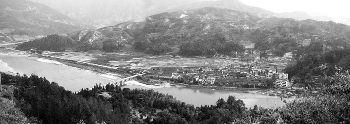 搬遷前的景寧外舍村。供圖 共享聯(lián)盟·景寧