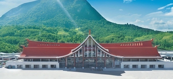 中老鐵路增開1對(duì)國際旅客列車。國鐵集團(tuán)供圖