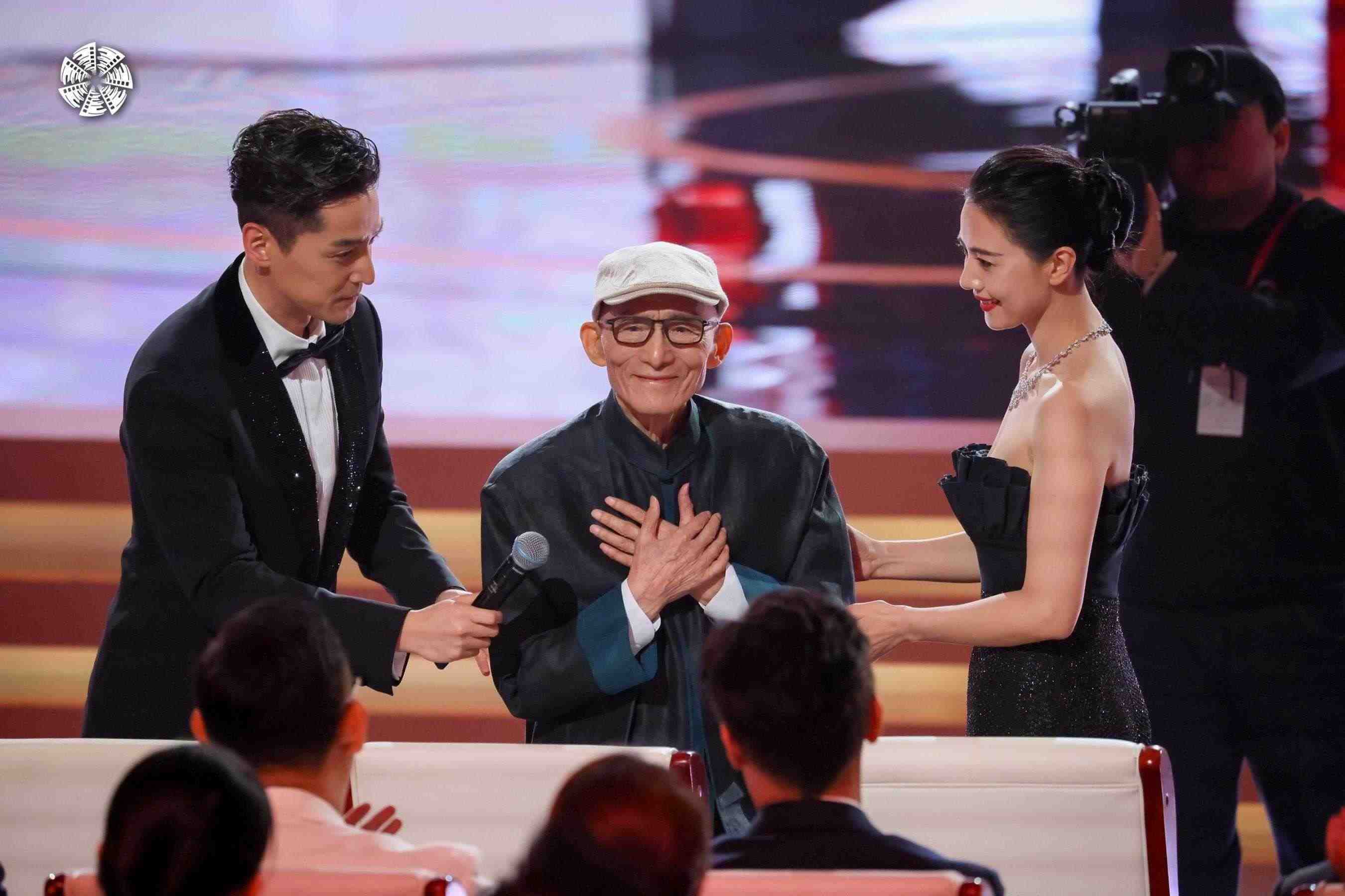 從左到右依次為演員胡歌，演員游本昌，演員高圓圓。主辦方供圖