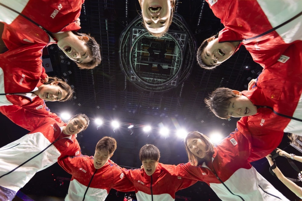 5月5日，中國隊在賽前互相鼓勵。新華社記者 江宏景 攝