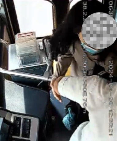 公交車上他一聲大吼！魏杰，好樣的！