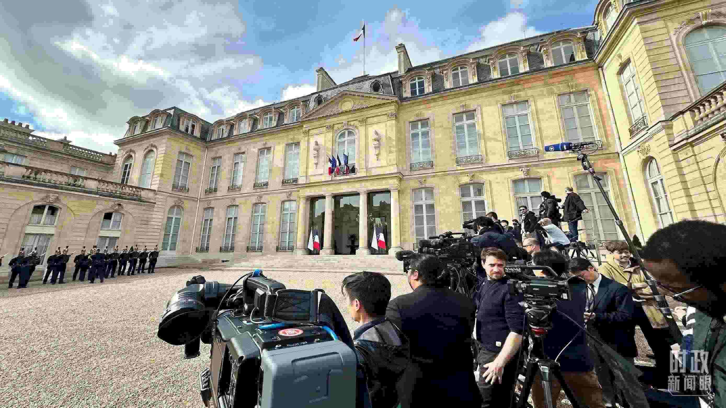 △愛麗舍宮。（總臺央視記者關(guān)舟拍攝）