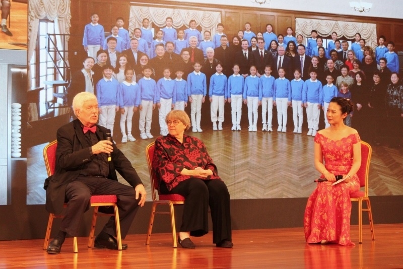 3、費城交響樂團小提琴手戴維·布斯講述自己與中國50多年的友好故事。 伊莎貝爾·羅德里格斯攝