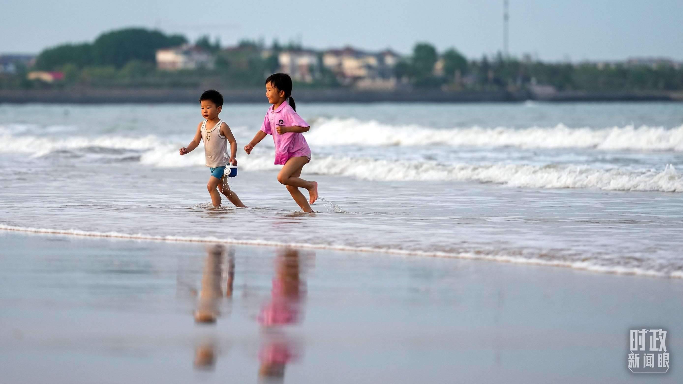 山東日照陽光海岸。（總臺國廣記者李晉拍攝）