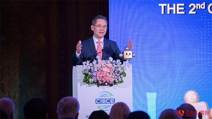 中國駐英國大使鄭澤光致辭。人民網(wǎng) 郭錦標(biāo)攝