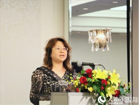 中國駐日本大使館經(jīng)濟(jì)商務(wù)公使羅曉梅致辭。人民網(wǎng) 許可攝