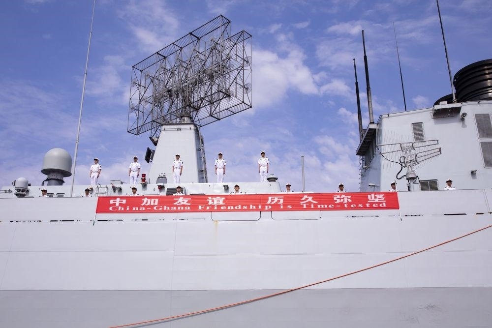 2023年6月27日，中國海軍第43批護航編隊抵達加納特馬港碼頭，開始對加納進行為期4天的友好訪問。