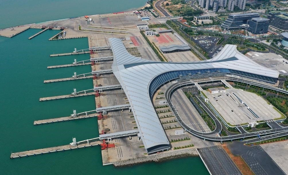 這是已經(jīng)停航的?？谛潞８郏?月4日攝，無人機(jī)照片）。新華社記者 郭程 攝