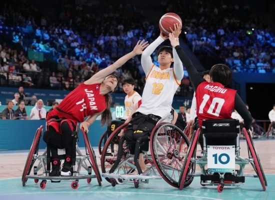 巴黎殘奧會｜“撞車、摔倒，我們都習(xí)慣了”