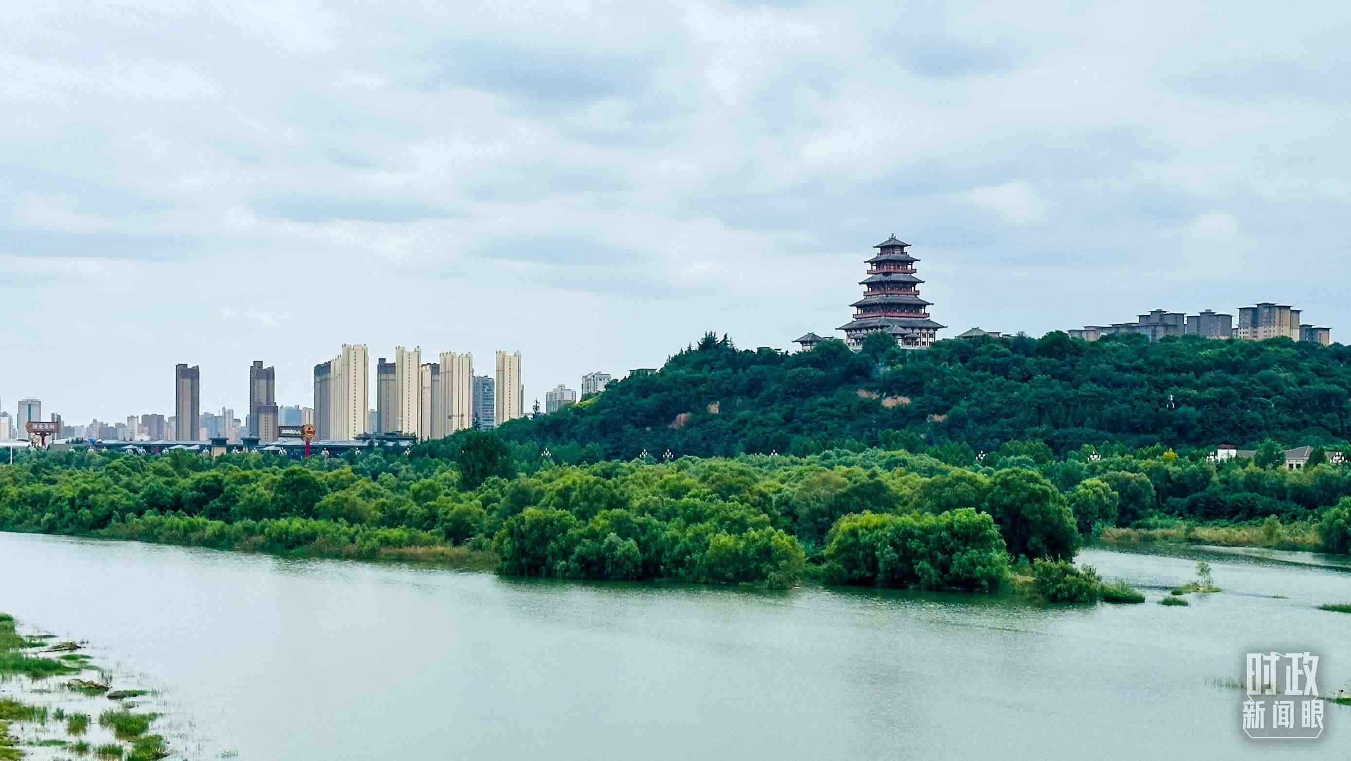 △黃河的第一大支流——渭河。（總臺(tái)央視記者范一鳴拍攝）