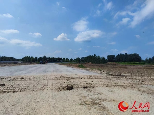 當?shù)匾驯唤型５柠}河東路。人民網(wǎng) 鞠峰攝