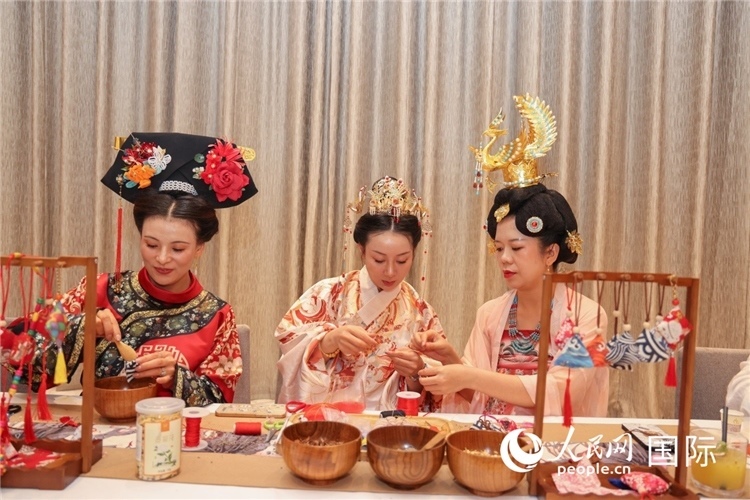 中國傳統(tǒng)文化展示。人民網(wǎng)記者任皓宇攝