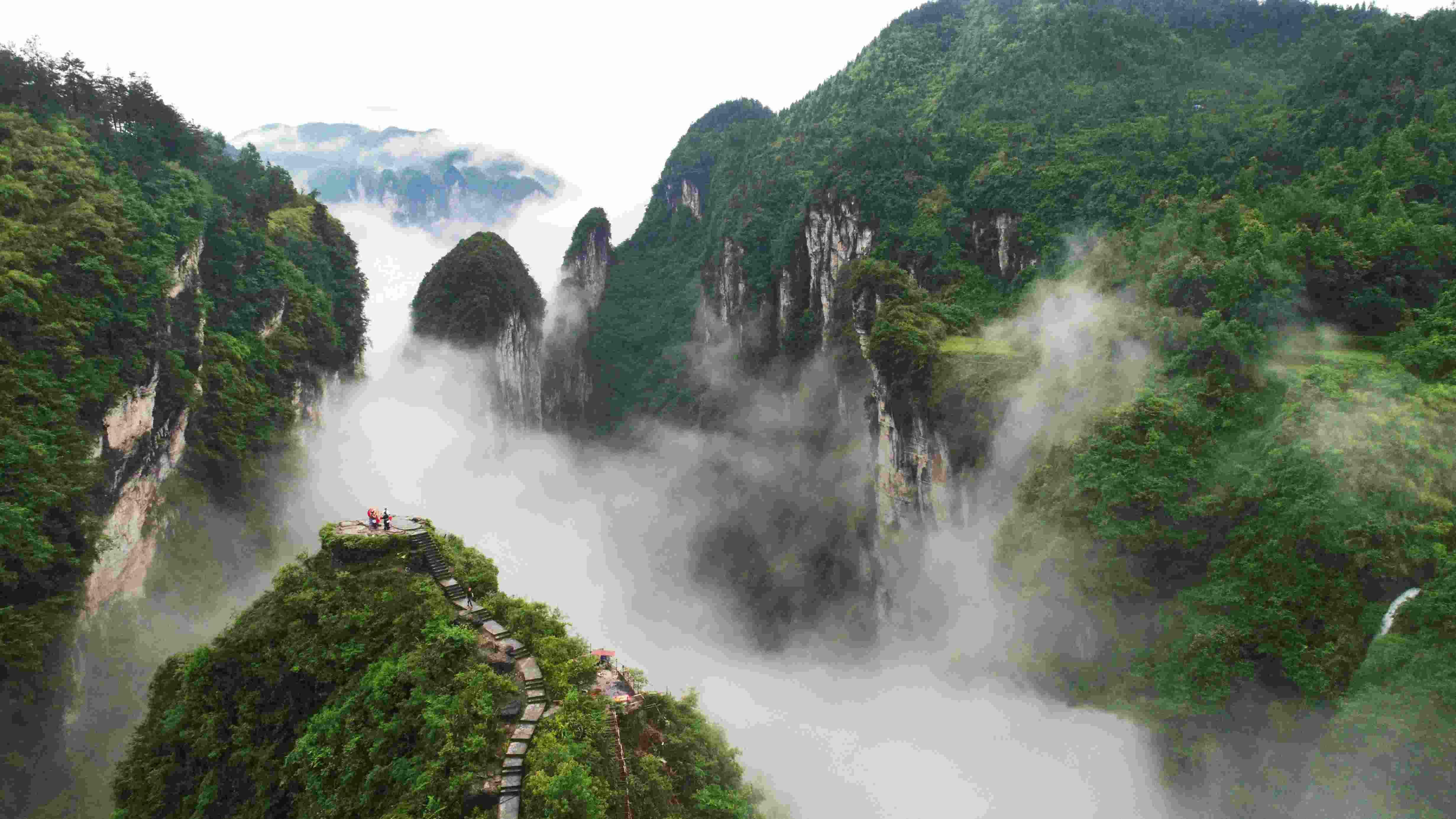 湖南矮寨國家森林公園。受訪者供圖