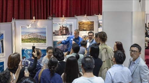 5月29日，“宇宙·金磚國(guó)家”圖片巡回展在北京舉辦，活動(dòng)現(xiàn)場(chǎng)吸引了眾多中國(guó)觀眾。北京俄羅斯文化中心供圖