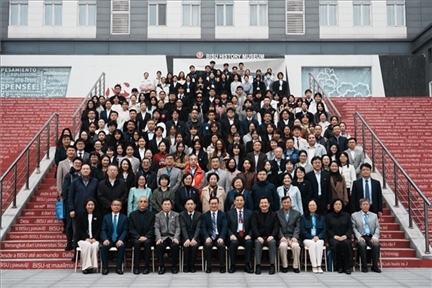 與會人員集體合影。主辦方供圖