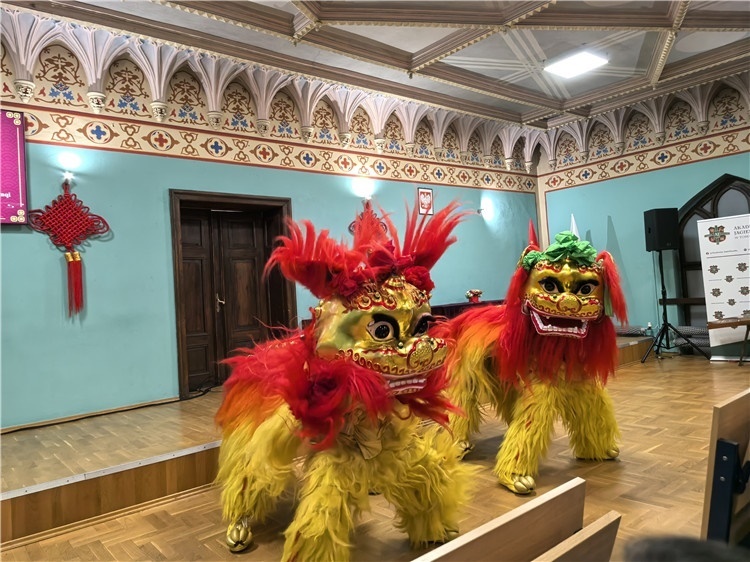 托倫雅蓋隆學(xué)院禮堂巡演現(xiàn)場。主辦方供圖。