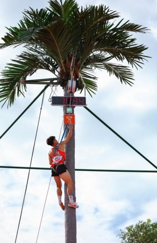 11月23日，廣東隊選手黃新鴻在比賽中。新華社記者 楊植森 攝
