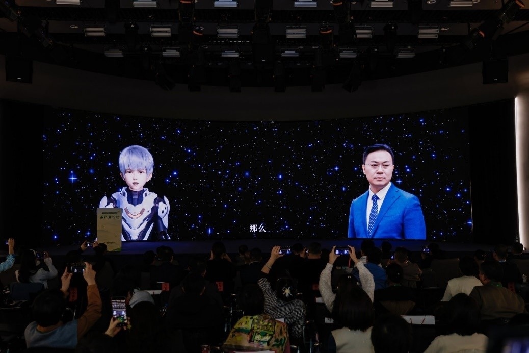 中國工程院院士、湖南師范大學校長劉仲華與人民網數字人白澤線上對話