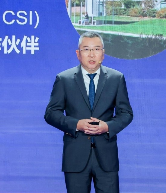 12月6日，法國達(dá)索系統(tǒng)公司全球執(zhí)行副總裁許善淞在深圳全球招商大會(huì)上。新華社發(fā)