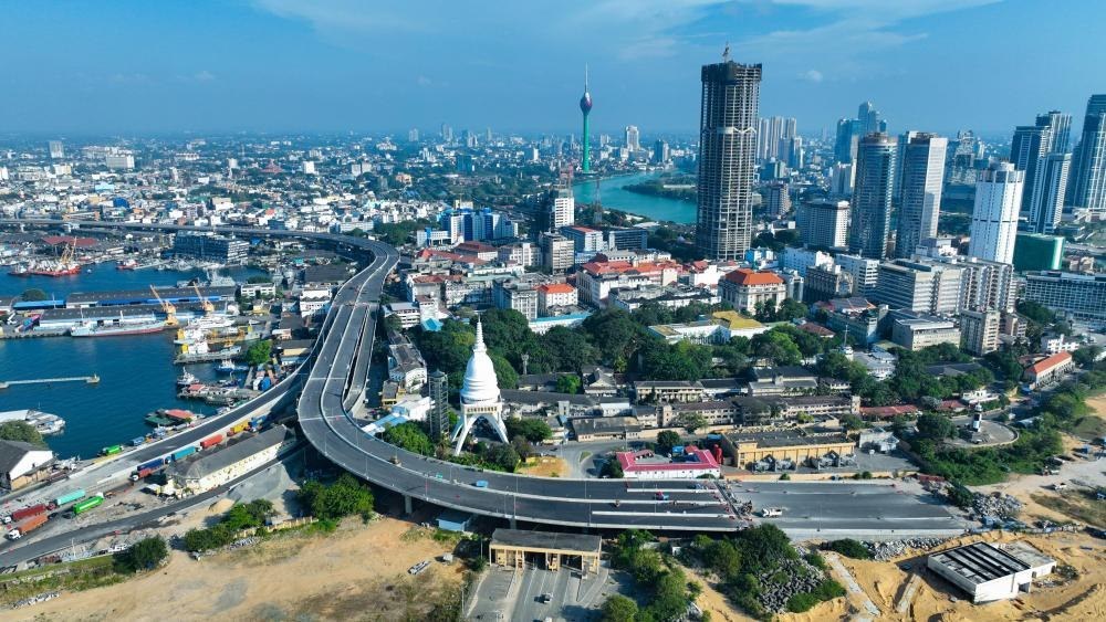 這是2025年1月13日拍攝的斯里蘭卡科倫坡風光（無人機照片）。新華社發(fā)