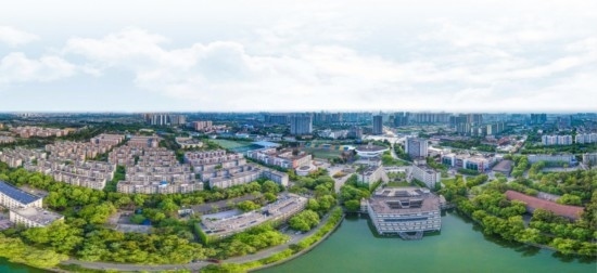 成都理工大學(xué)全景航拍圖。成都理工大學(xué)供圖