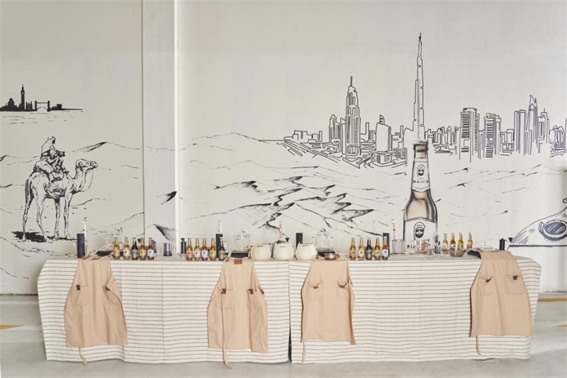 工廠內(nèi)設有互動區(qū)，參觀訪客可以親手制作麥芽飲料，受訪對象供圖