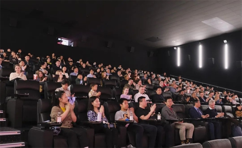 觀影現(xiàn)場。中國駐丹麥大使館供圖