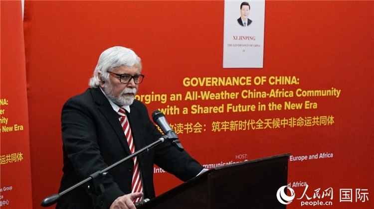 南部非洲科學(xué)、工程、技術(shù)、教育協(xié)會(huì)執(zhí)行副總裁楊煥嶺。人民網(wǎng) 劉暢攝