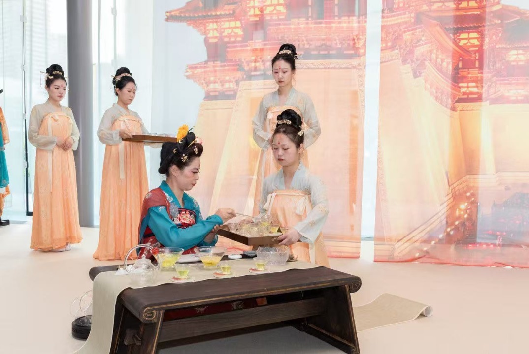 牡丹迎賓茶。中國駐大阪旅游辦事處供圖